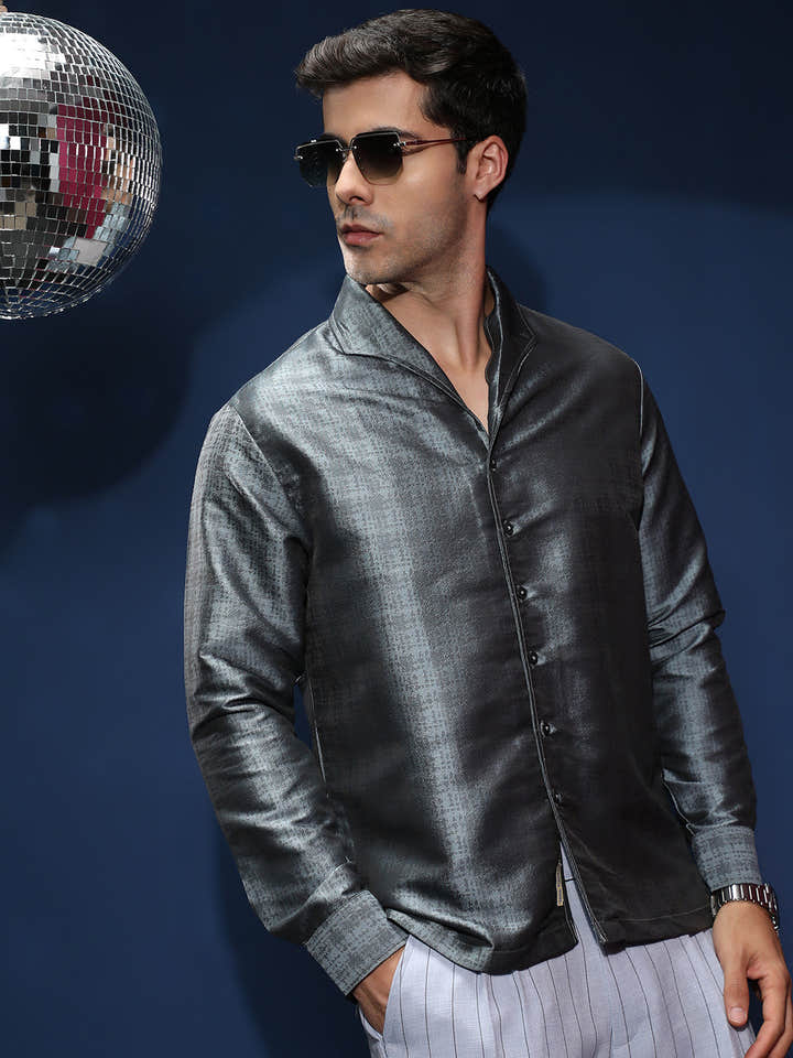 Distortion-Texture Shirt