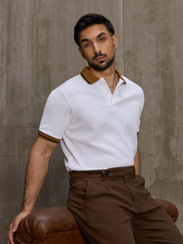 Textured Polo With Contrast Tipping Collar