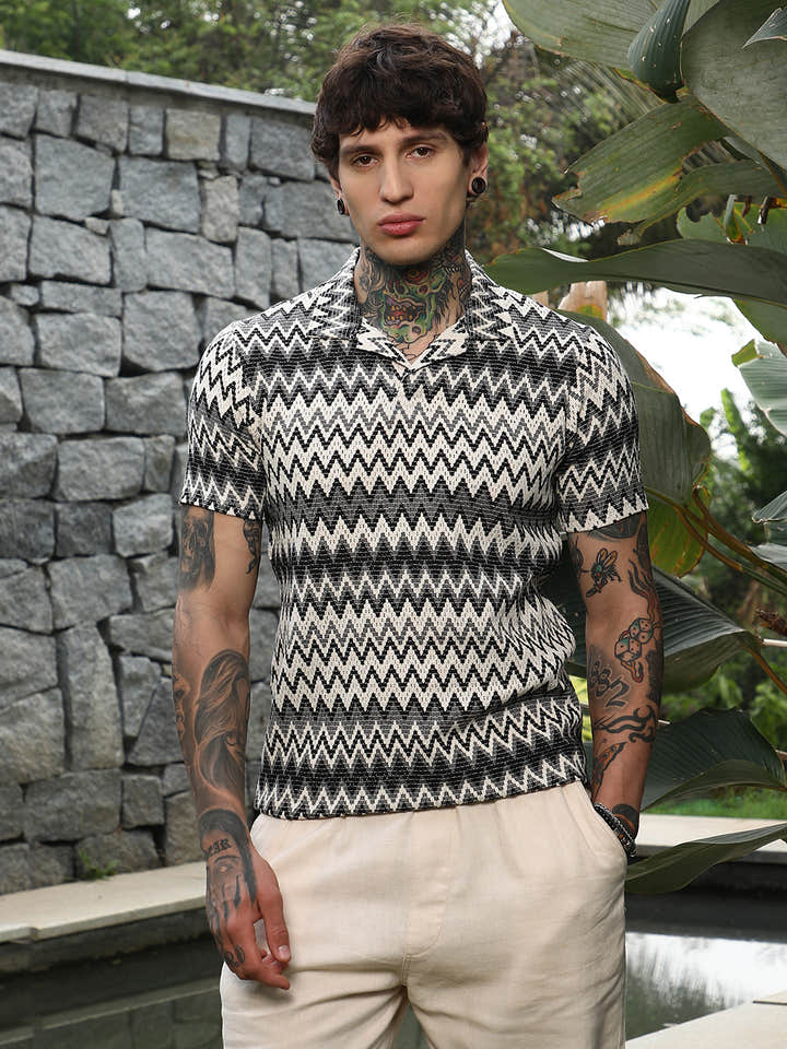 Zig-Zag Knit Polo T-Shirt