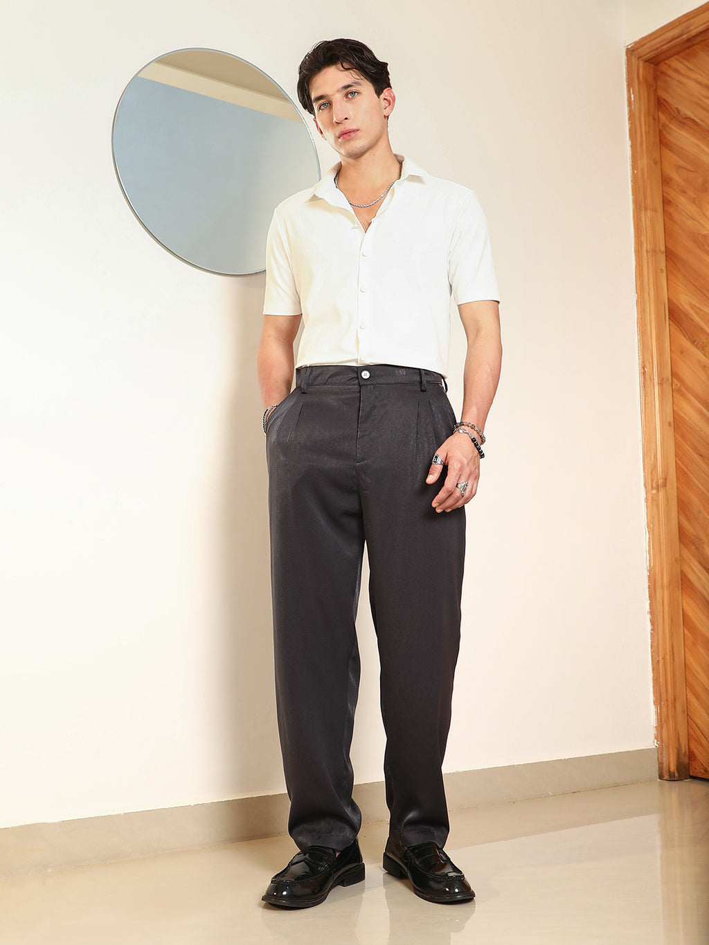 Lightweight - Black Pleated Trousers