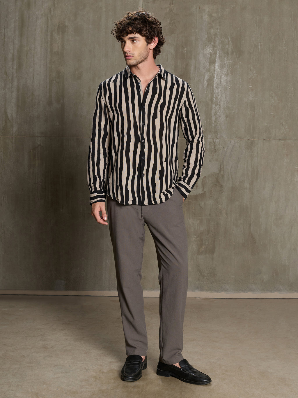 Cahoot Men's Black & Beige Wavy Striped Printed Cotton Shirt - view 5