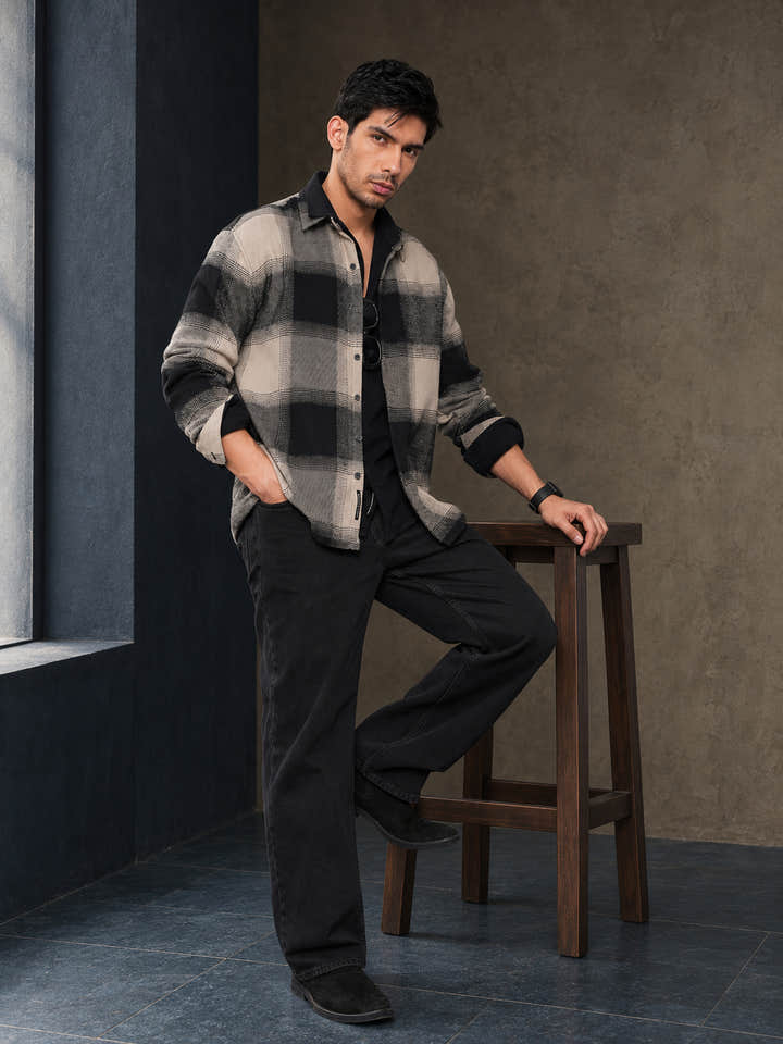 Cahoot Men's Black & Beige Vignette Checkered Oversized Flannel Shirt - view 6