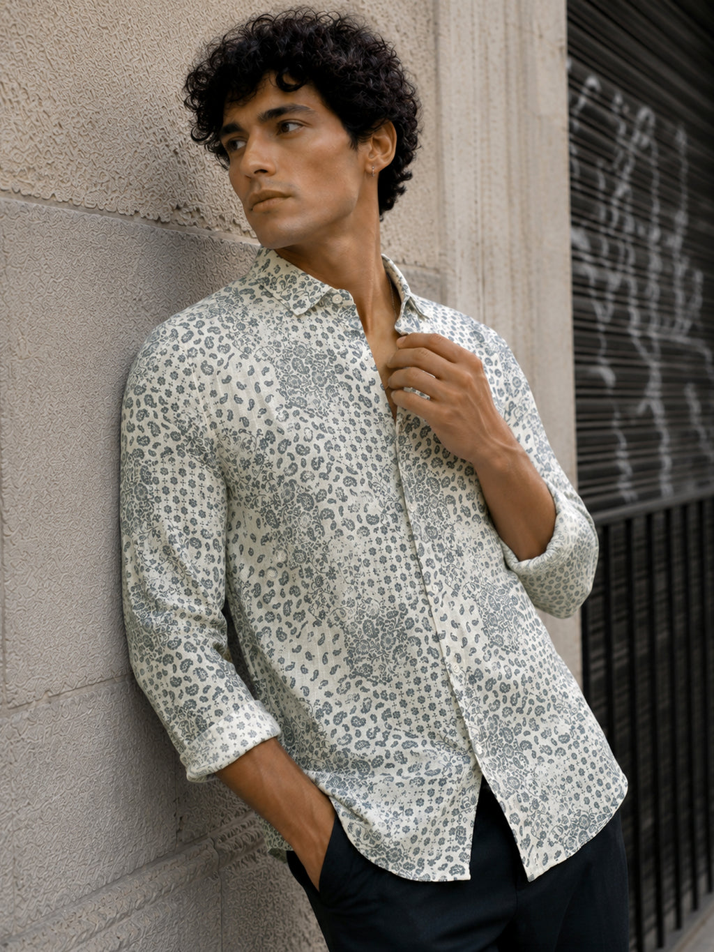 CAHOOT Men's Off-White Floral Printed Cotton Regular Fit Shirt - view 2