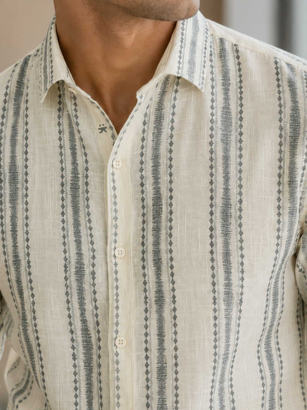 CAHOOT Men's Off-White Striped Cotton Regular Fit Shirt - view 5