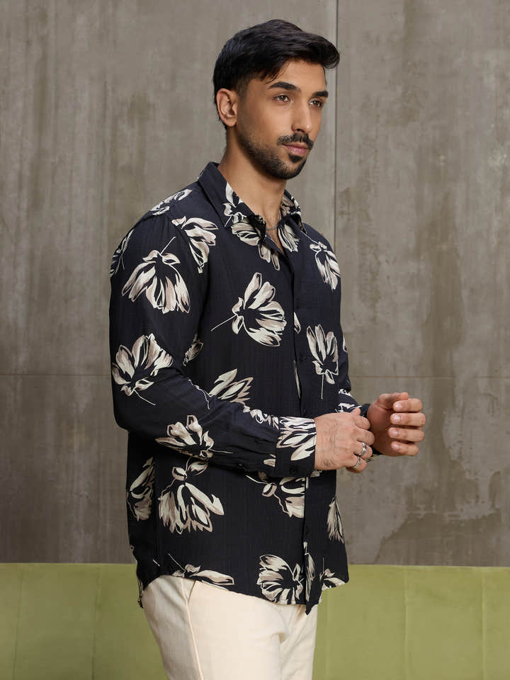 Cahoot Men's Black Botanical Printed Regular Fit Shirt - view 3