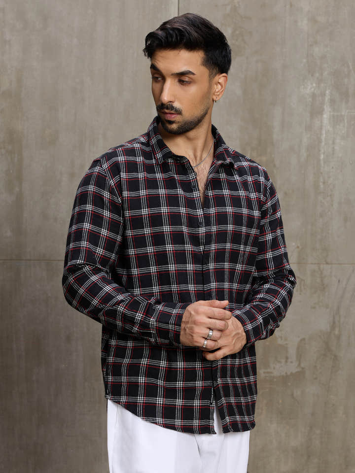 Cahoot Men's Black & Red Plaid Checkered Regular Fit Shirt - view 3