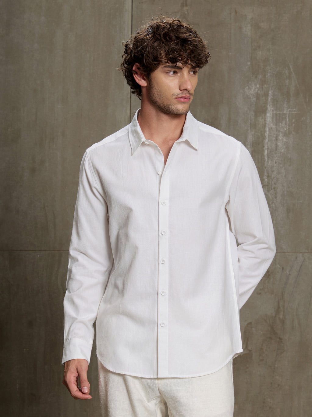Cahoot Men's White Oxford Cotton Regular Fit Shirt - view 2