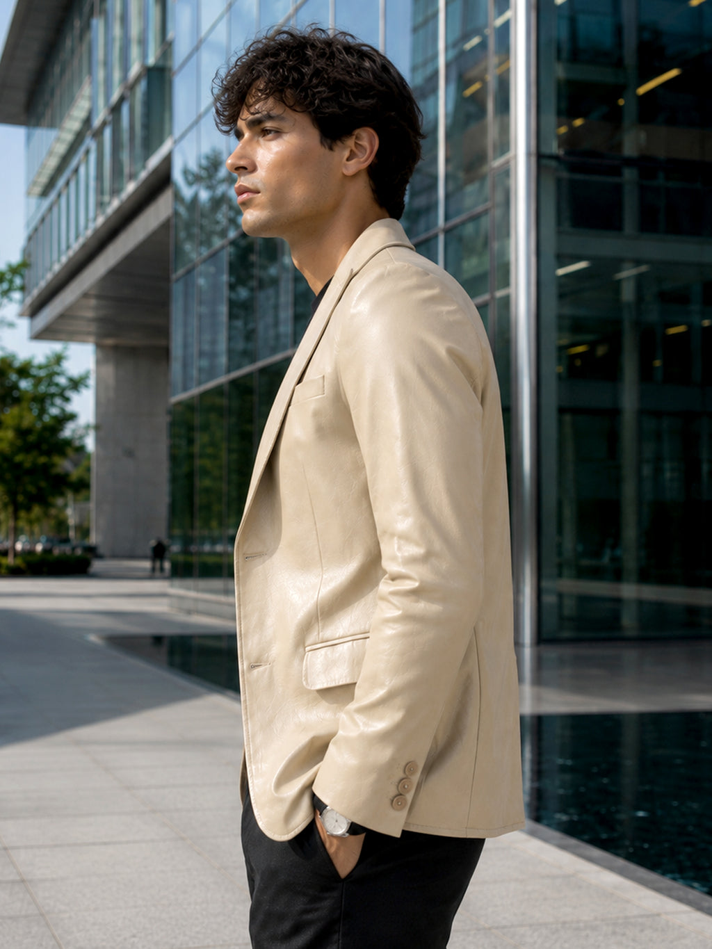 CAHOOT Men's Beige Single-Breasted Blazer With Double Flap Pockets - view 2