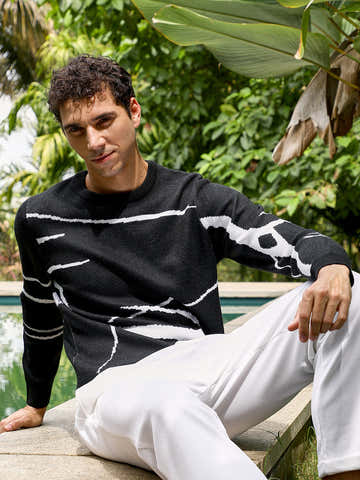 Mono-Abstract Pullover Sweater