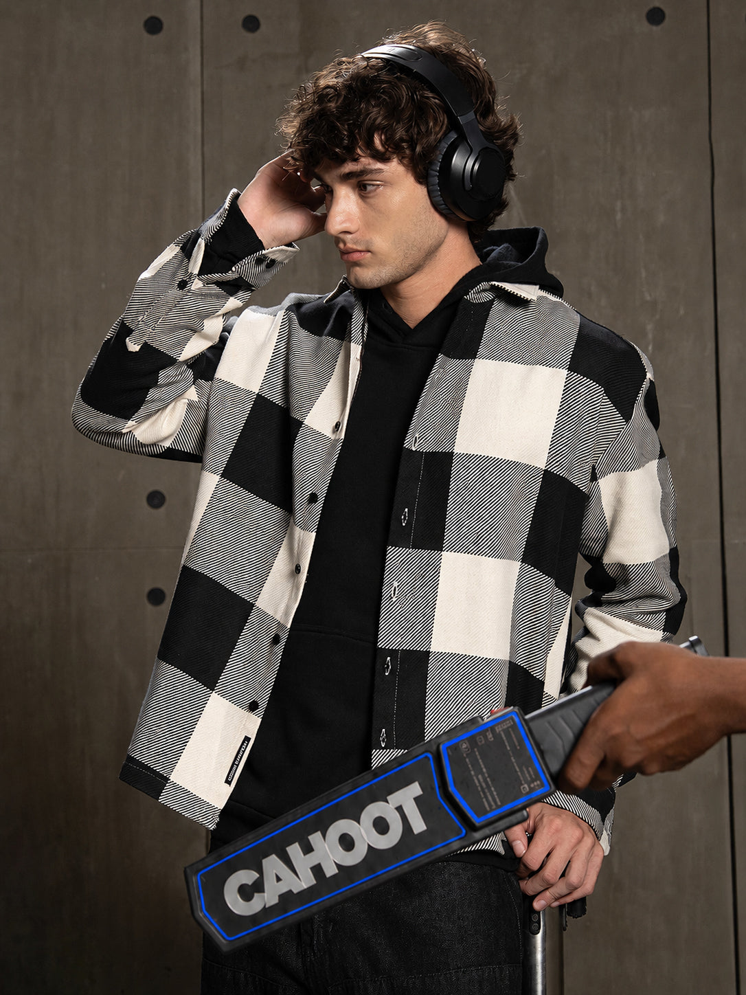 Cahoot Men's Yarn Dyed Checks Relaxed Fit Shirt
