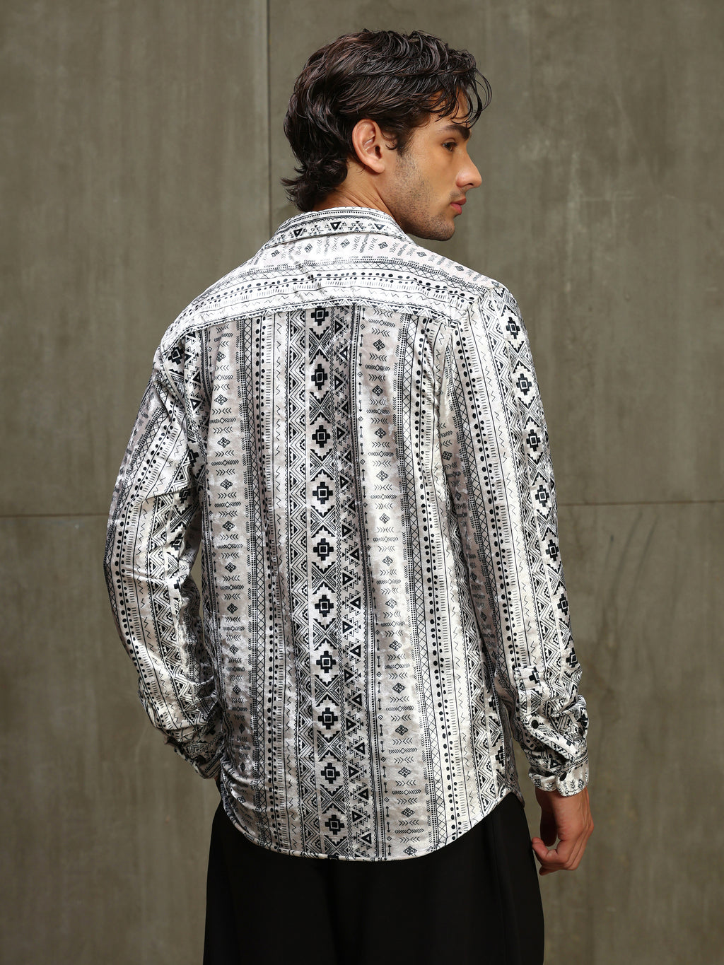CAHOOT Men's White & Black Printed Velvet Regular Fit Shirt - view 4
