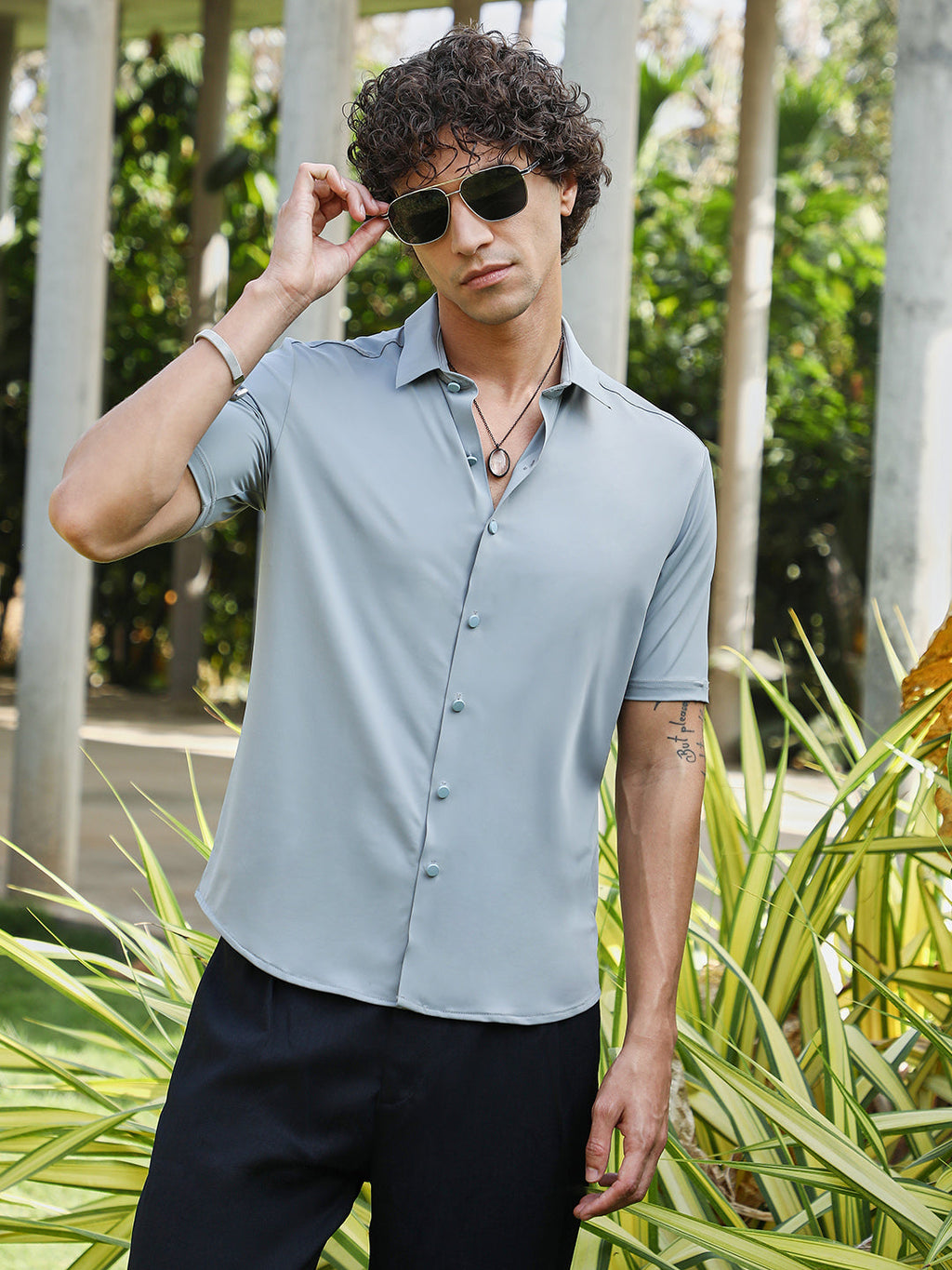 Seamless Solid Shirt