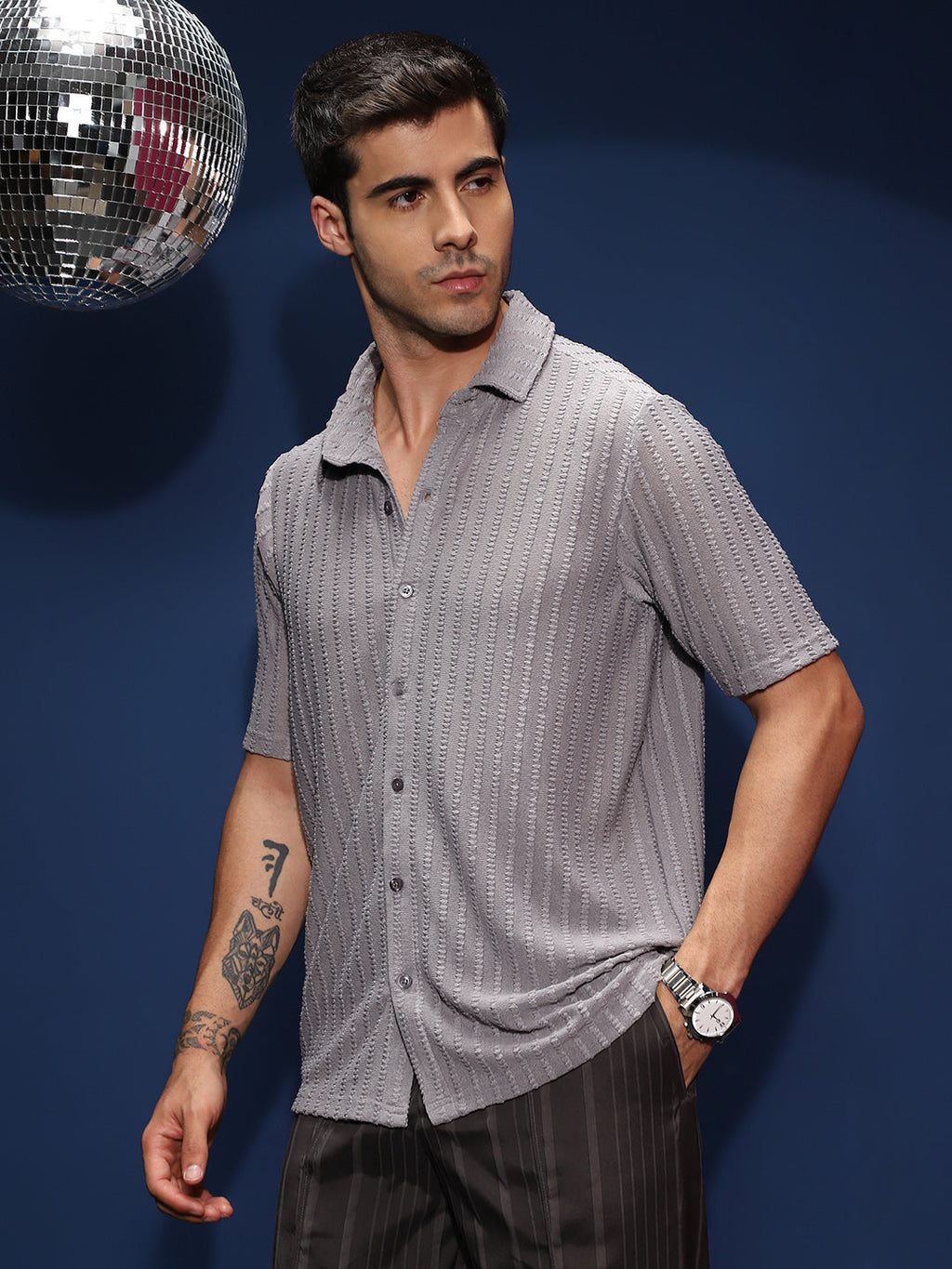Grid-Tactile Shirt