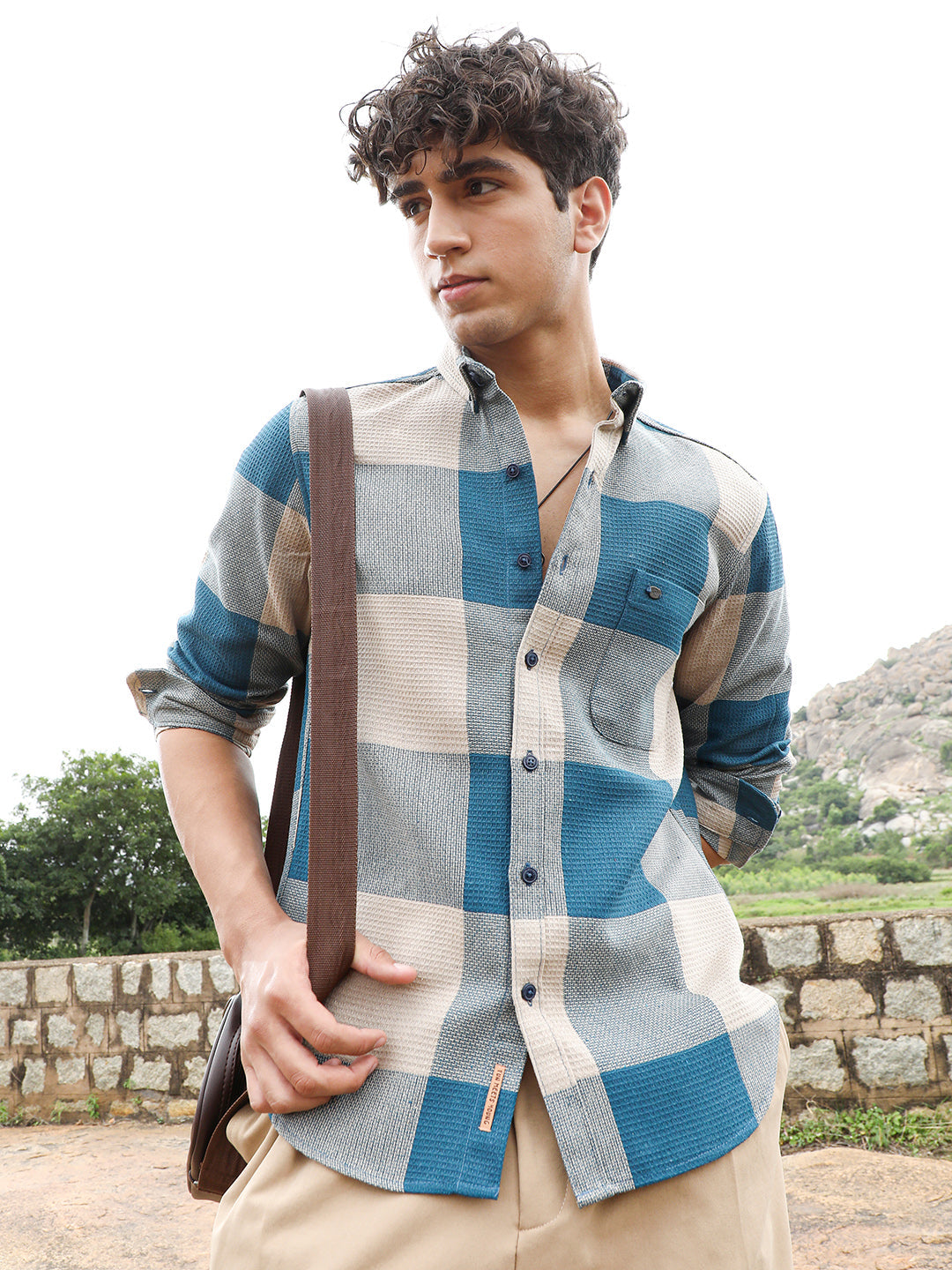 ₹999 | Cahoot Men's Admiral Blue Zigzag-Helix Resort Oversized