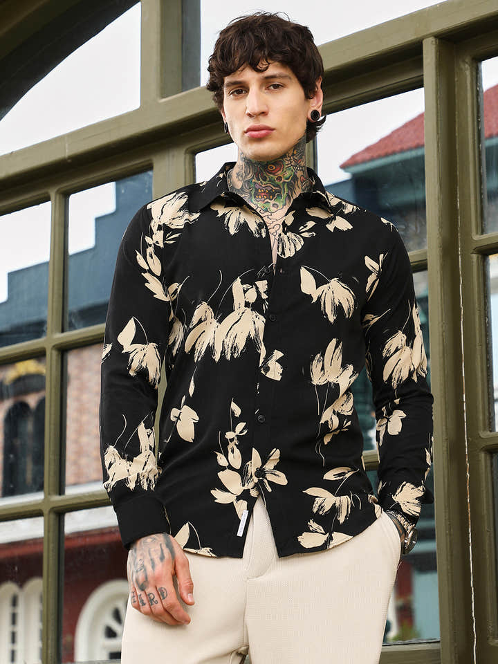 Contrast-Petalia Imprint Shirt