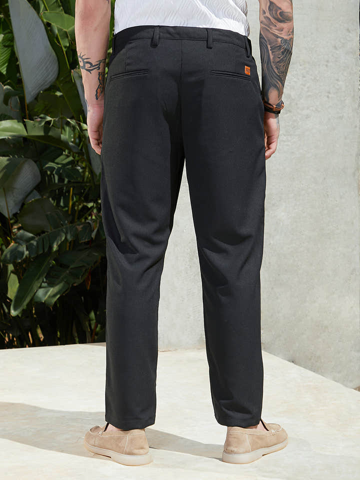 Lightweight - Tactile-Pleated Chino Trousers
