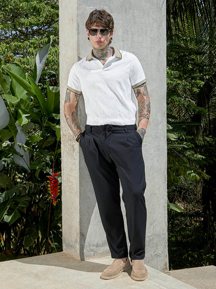 Lightweight - Tactile-Pleated Chino Trousers