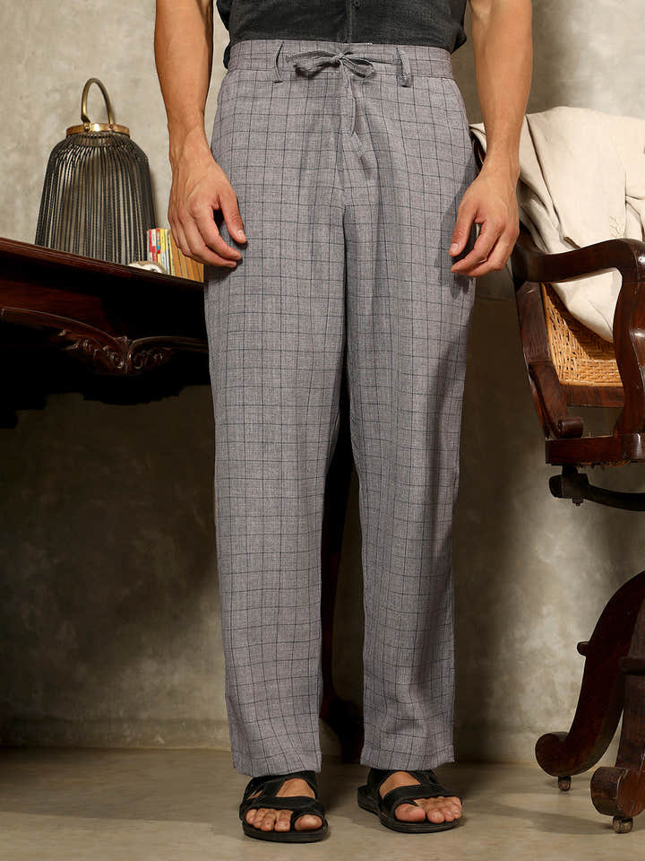 Lightweight - Graph-Check Casual Trousers