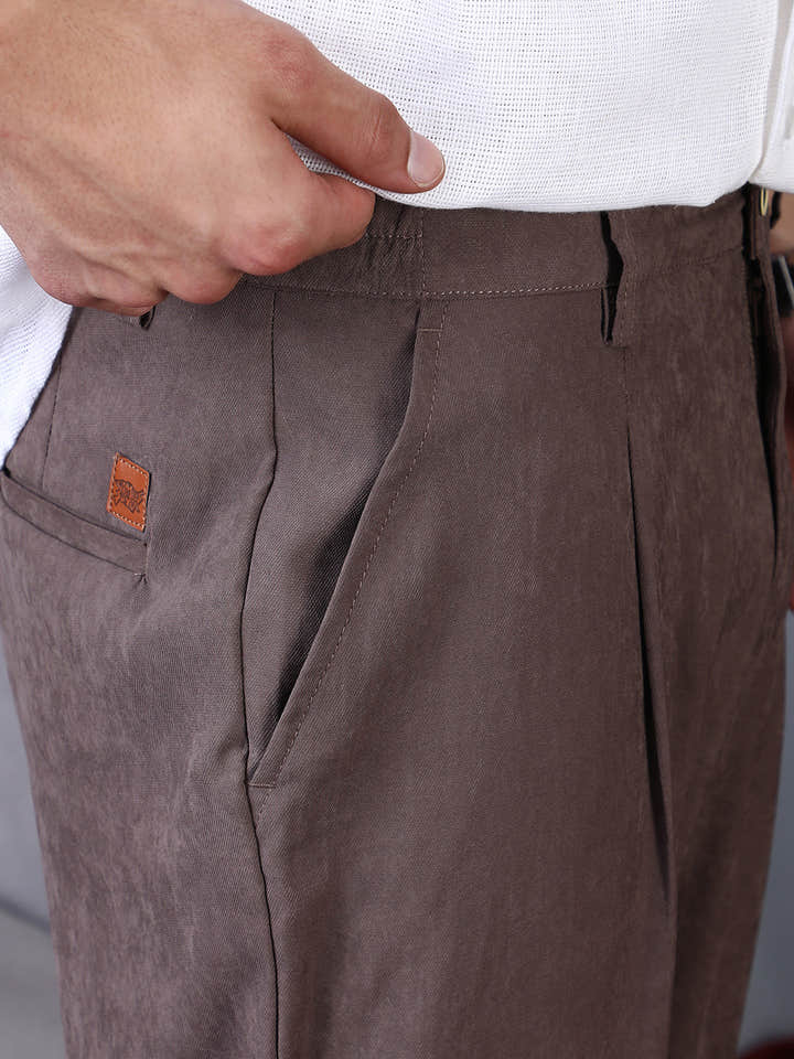 Lightweight - Corduroy Pleated Trousers