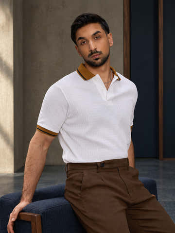 Textured Polo With Contrast Tipping Collar