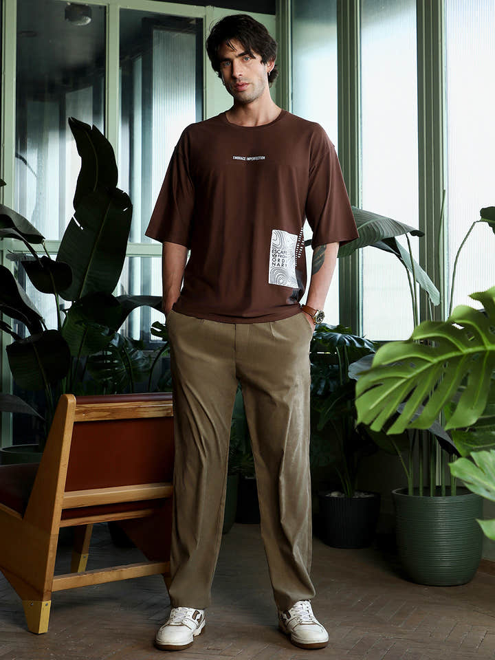 Escape-Ordinary Imprint Oversized T-Shirt
