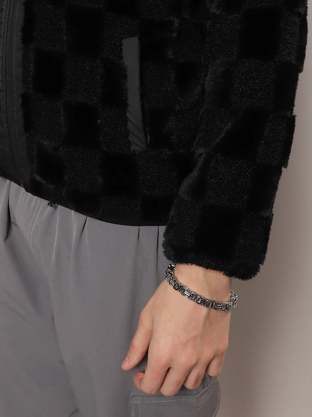 Men Carbon Black Fleece Buffalo Check Puffer Jacket