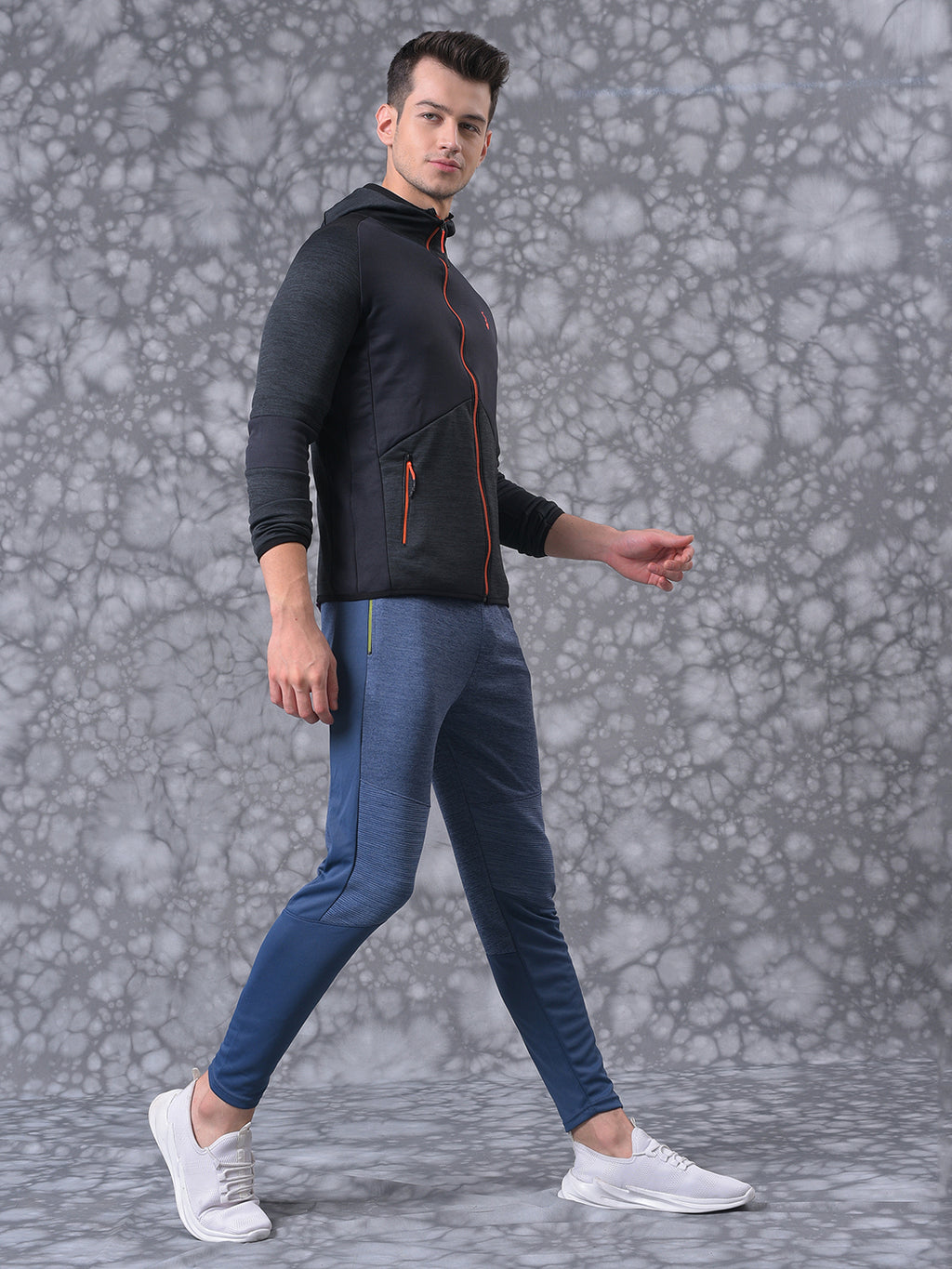 Solid Stylish Casual & Sports Hooded Tracksuit